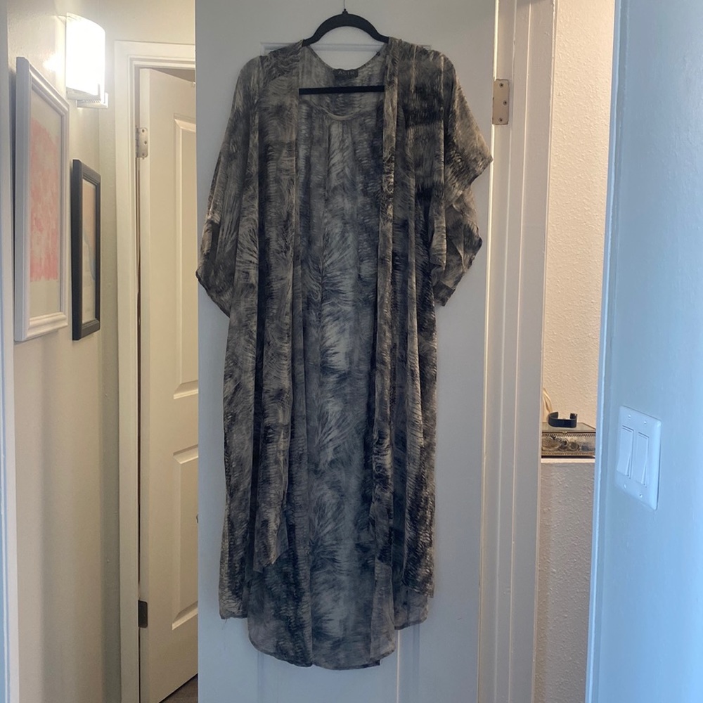ASTR cape. Great as a coverup or with jeans!